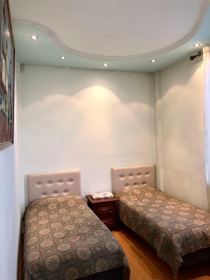 Luxury Tumanyan Apartment Ereván Exterior foto